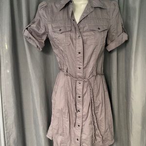 Gray button shirt
